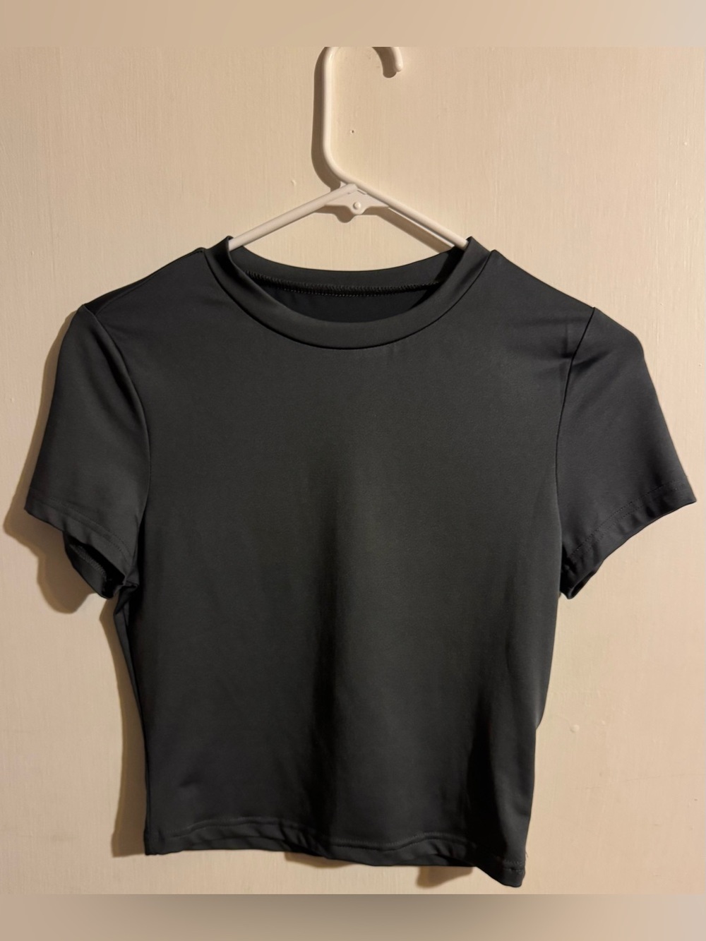 ✨ 3 for 18$✨ Tight short sleeve cropped excersize T- shirt